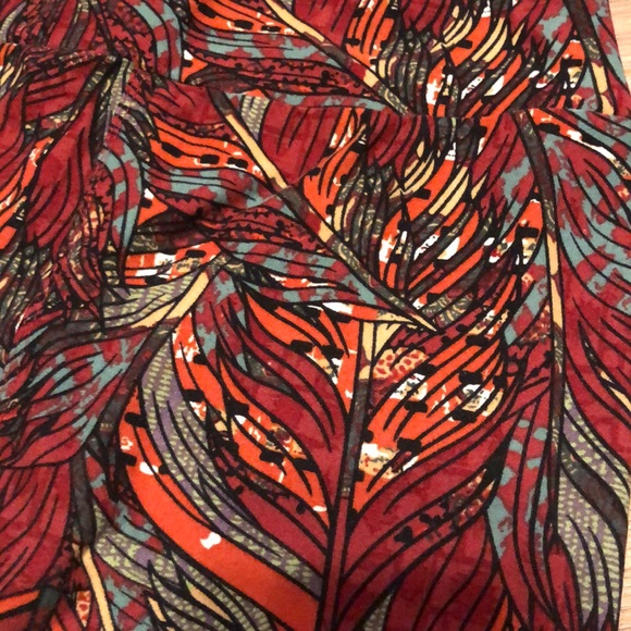 LuLaRoe Pants & Jumpsuits Lularoe Leggings Feather Print Os Poshmark